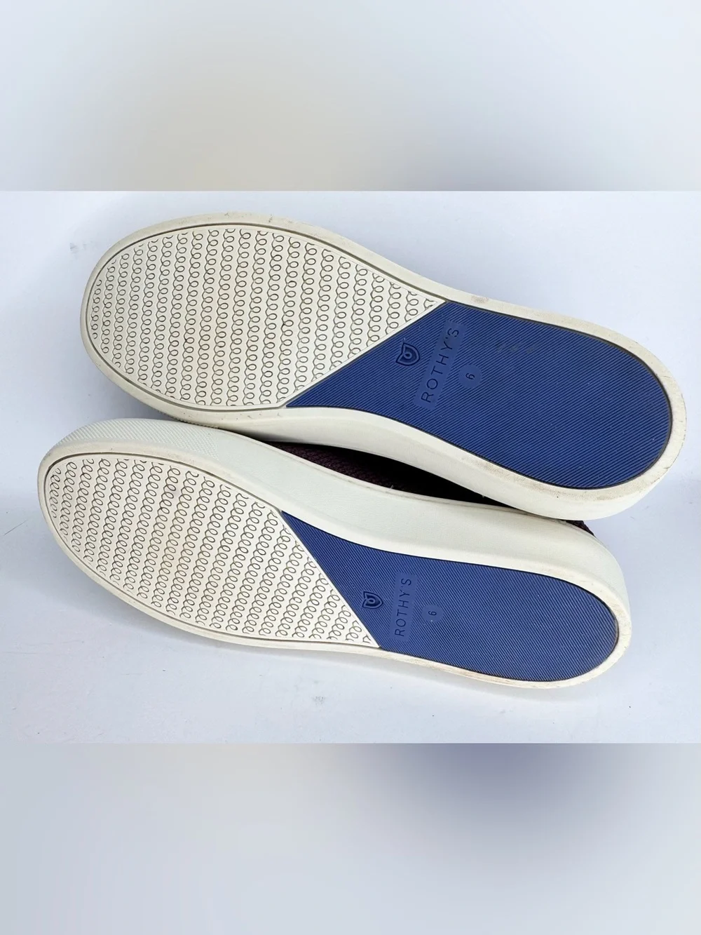 Rothys has some